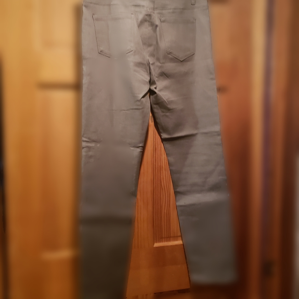 American Bazi Grey Skinny Pants - Juniors 2XL - Picture 2 of 5